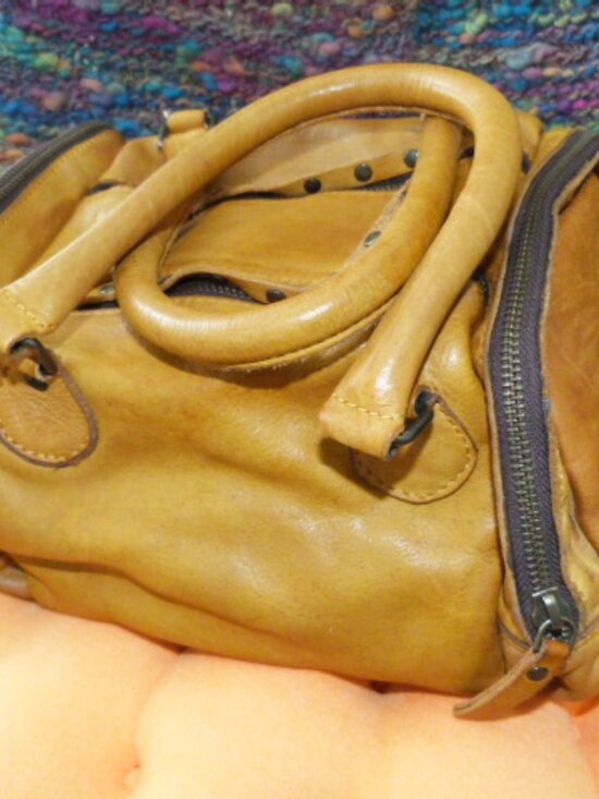 "Never Mind" Handmade leather satchel/tote. - Picture 2 of 15